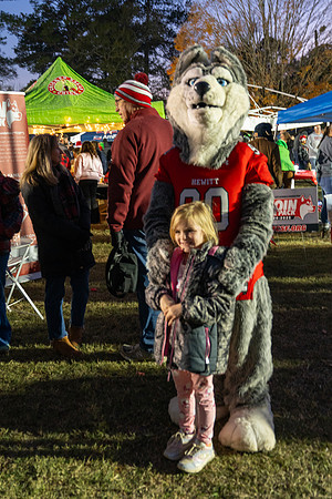 TrussvilleTreeLighting_2024_05