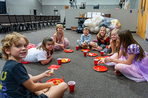 Roses 8th Birthday Party_17