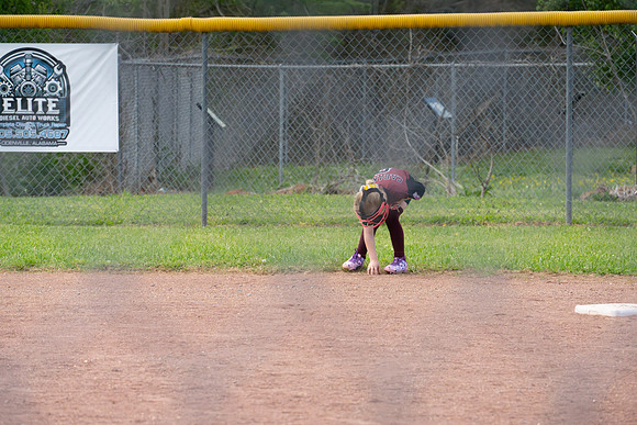 RoseFirstSoftballGame040525_02