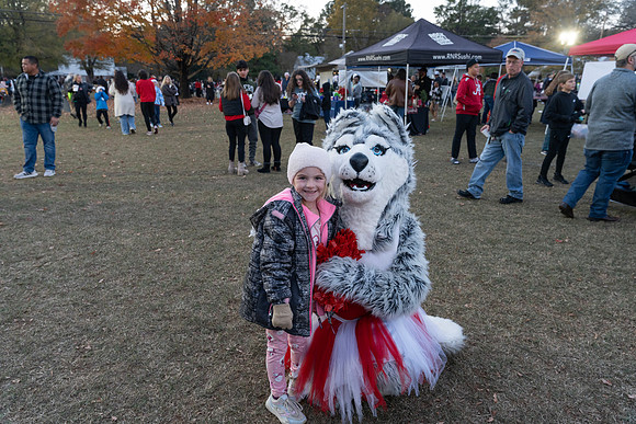 TrussvilleTreeLighting_2024_01