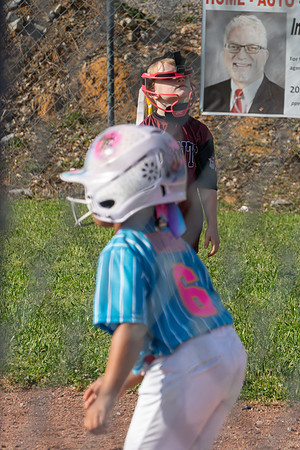 RoseFirstSoftballGame040525_07