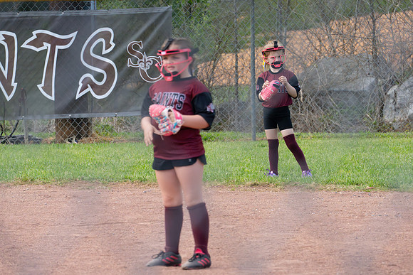 RoseFirstSoftballGame040525_03